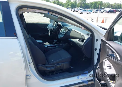 2022 Chevrolet Malibu Fwd Lt из США, поврежденный, VIN 1G1ZD5ST1NF193515